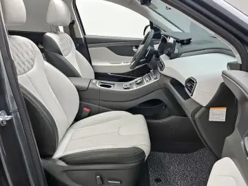 2022 Hyundai Santa Fe с пробегом 74 798 км
