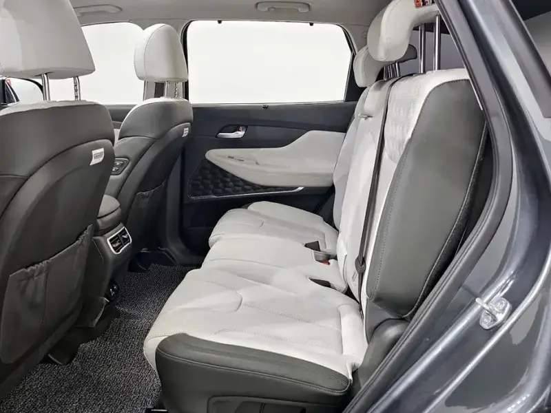 2022 Hyundai Santa Fe с пробегом 74 798 км