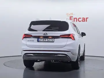 2023 Hyundai Santa Fe с пробегом 29 566 км