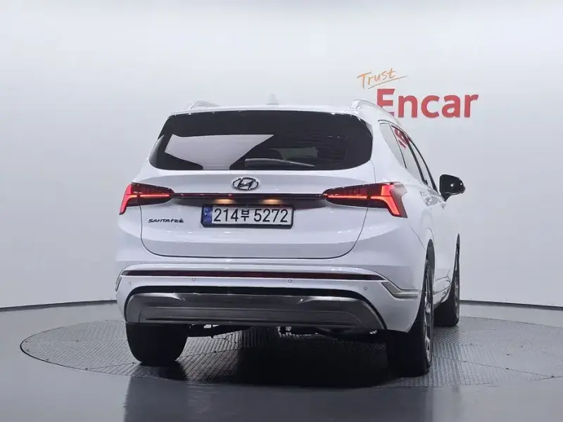 2023 Hyundai Santa Fe с пробегом 29 566 км
