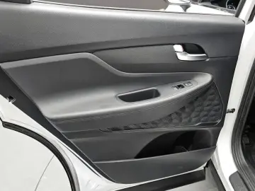 2022 Hyundai Santa Fe с пробегом 150 977 км