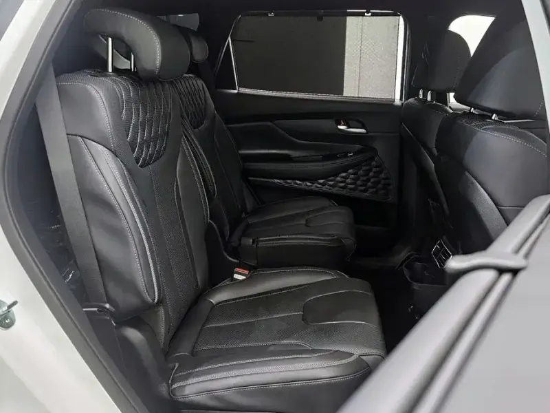 2023 Hyundai Santa Fe с пробегом 29 566 км