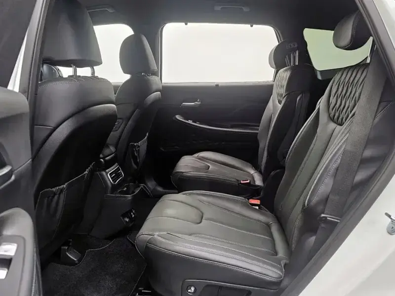 2023 Hyundai Santa Fe с пробегом 29 566 км