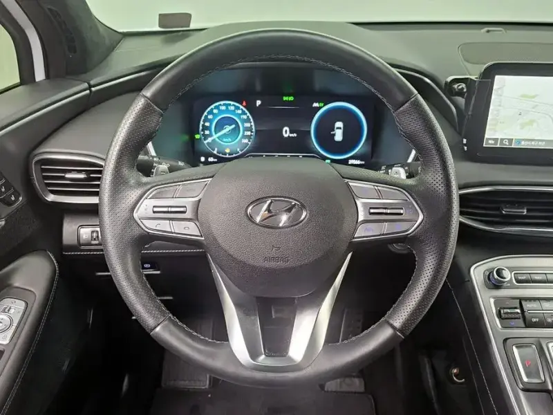 2023 Hyundai Santa Fe с пробегом 29 566 км