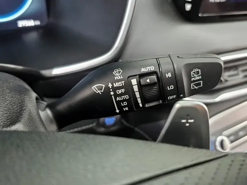 2023 Hyundai Santa Fe с пробегом 29 566 км