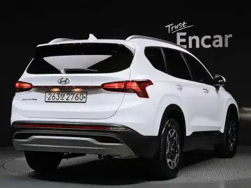 2022 Hyundai Santa Fe с пробегом 24 595 км