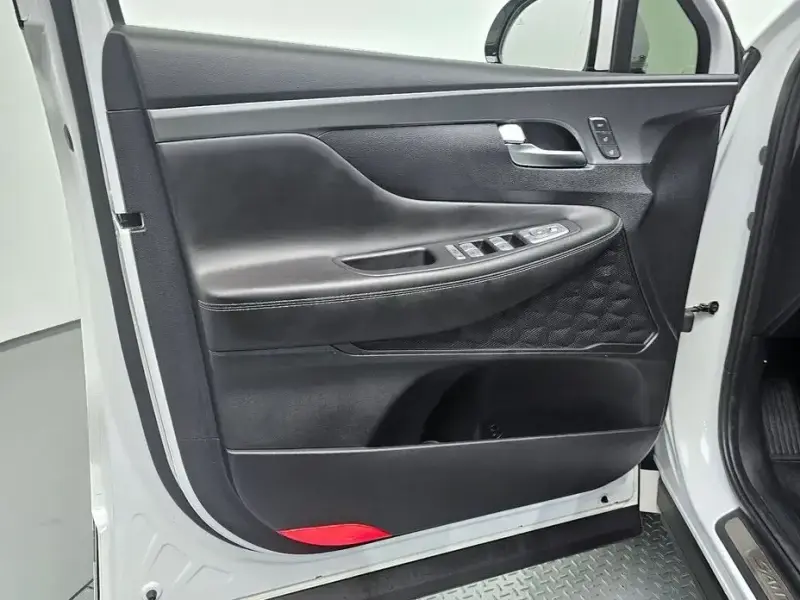 2023 Hyundai Santa Fe с пробегом 29 566 км