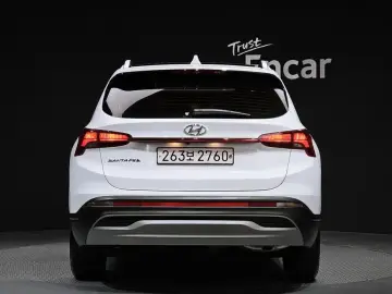 2022 Hyundai Santa Fe с пробегом 24 595 км