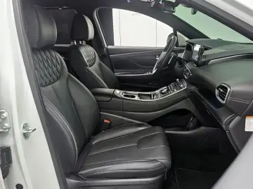 2023 Hyundai Santa Fe с пробегом 29 566 км