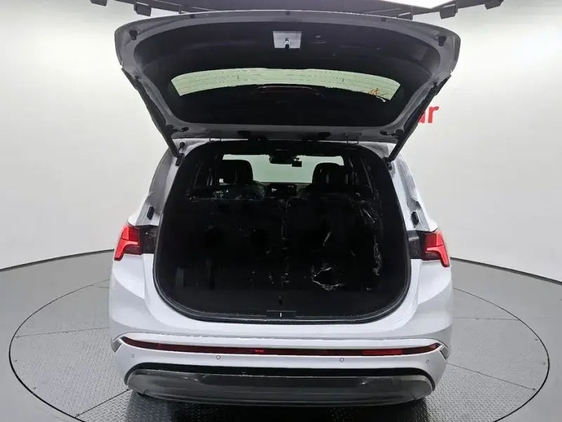 2023 Hyundai Santa Fe с пробегом 29 566 км