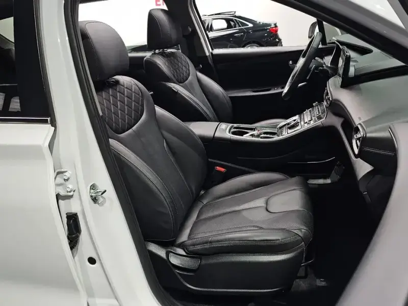 2022 Hyundai Santa Fe с пробегом 24 595 км