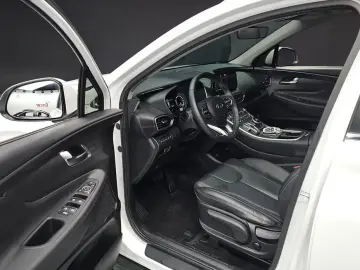 2022 Hyundai Santa Fe с пробегом 24 595 км