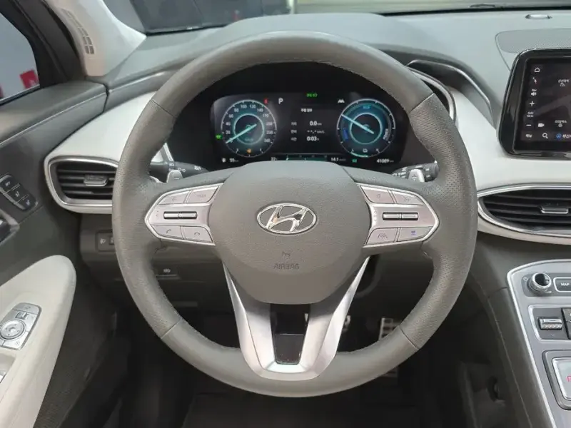 2022 Hyundai Santa Fe с пробегом 41 089 км