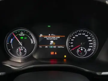2023 Hyundai Santa Fe с пробегом 34 674 км
