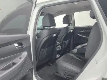 2023 Hyundai Santa Fe с пробегом 34 674 км