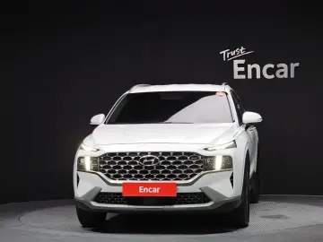 2023 Hyundai Santa Fe с пробегом 22 066 км