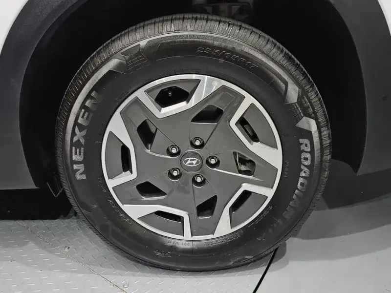 2023 Hyundai Santa Fe с пробегом 22 066 км
