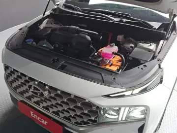 2023 Hyundai Santa Fe с пробегом 22 066 км