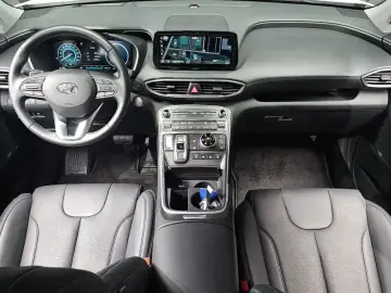 2023 Hyundai Santa Fe с пробегом 22 066 км