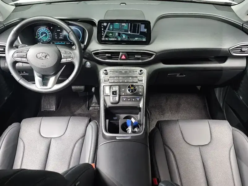2023 Hyundai Santa Fe с пробегом 22 066 км