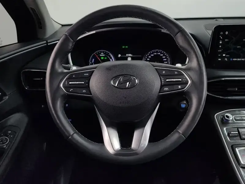 2023 Hyundai Santa Fe с пробегом 40 356 км
