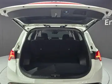 2023 Hyundai Santa Fe с пробегом 22 066 км