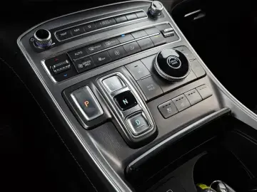 2021 Hyundai Santa Fe с пробегом 83 915 км