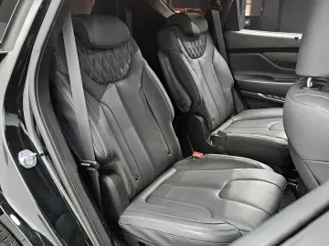 2023 Hyundai Santa Fe с пробегом 34 260 км