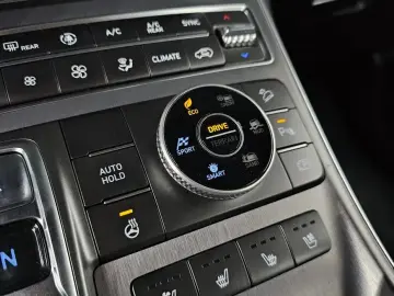 2023 Hyundai Santa Fe с пробегом 34 260 км