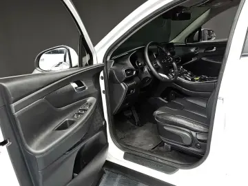 2022 Hyundai Santa Fe с пробегом 98 695 км