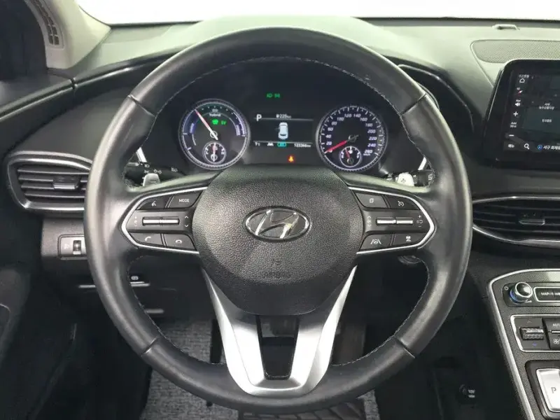 2022 Hyundai Santa Fe с пробегом 123 366 км