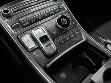 2022 Hyundai Santa Fe с пробегом 35 020 км