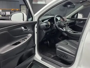 2022 Hyundai Santa Fe с пробегом 35 020 км