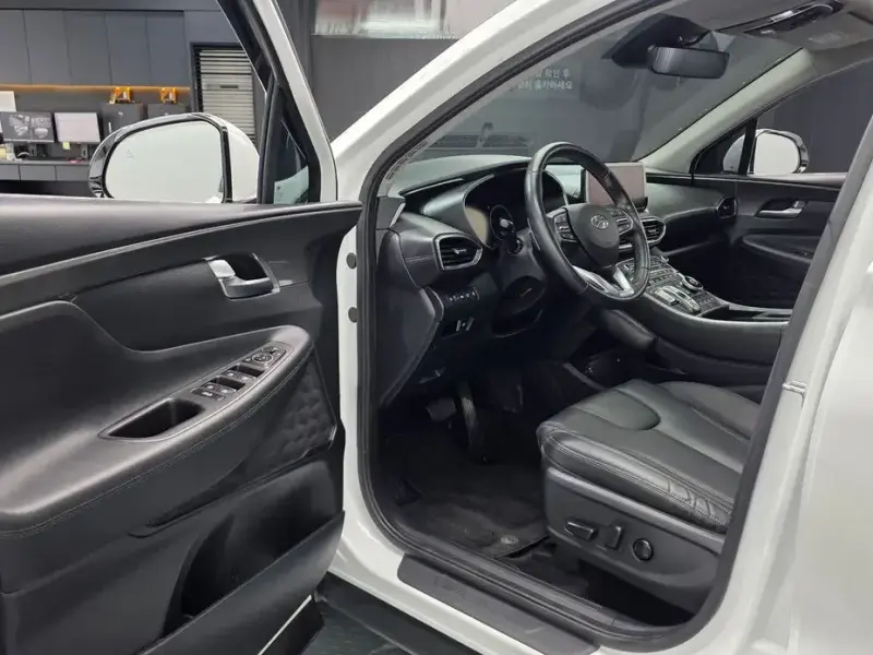 2022 Hyundai Santa Fe с пробегом 35 020 км