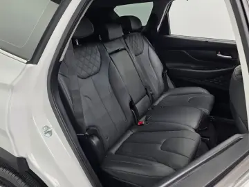 2022 Hyundai Santa Fe с пробегом 35 020 км