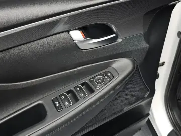 2022 Hyundai Santa Fe с пробегом 98 695 км