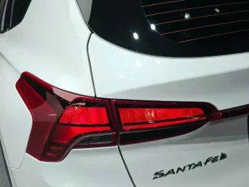 2022 Hyundai Santa Fe с пробегом 98 695 км
