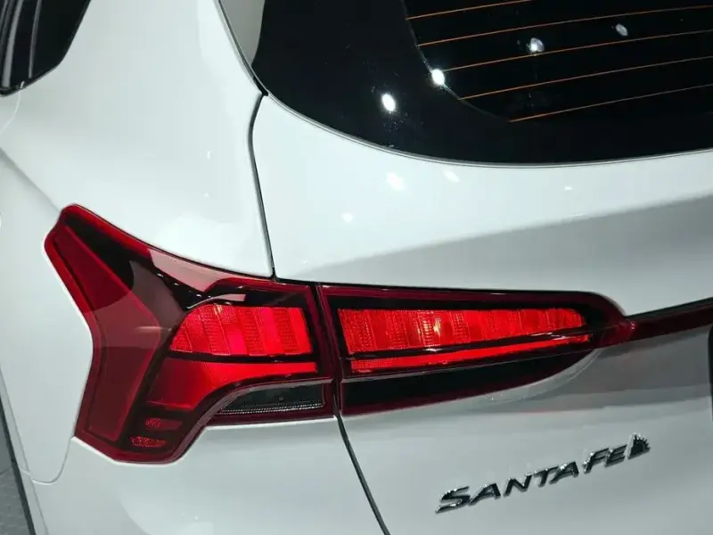 2022 Hyundai Santa Fe с пробегом 98 695 км