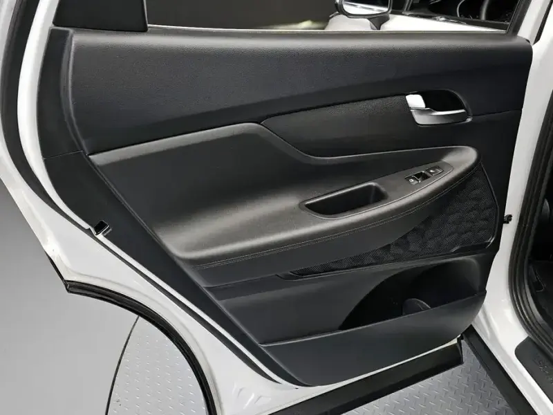 2022 Hyundai Santa Fe с пробегом 98 695 км