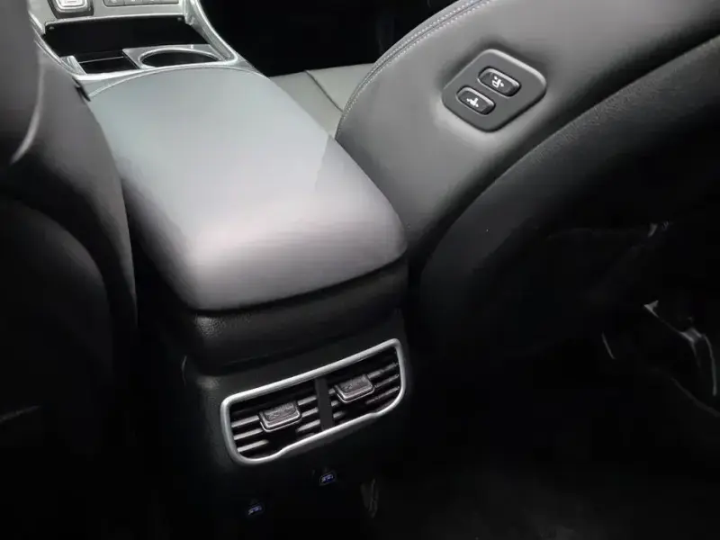 2022 Hyundai Santa Fe с пробегом 35 020 км