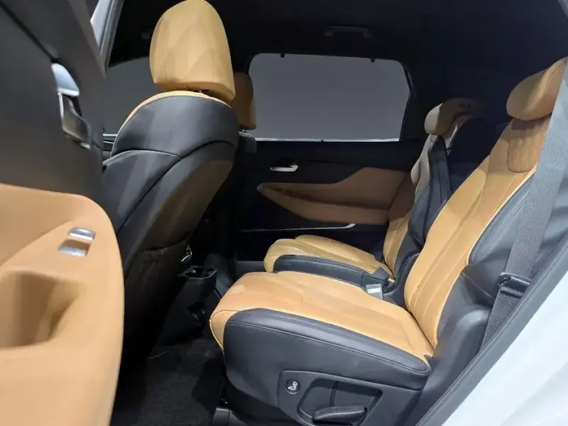 2022 Hyundai Santa Fe с пробегом 50 913 км