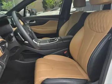 2023 Hyundai Santa Fe с пробегом 56 730 км