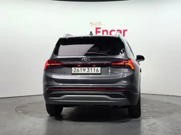 2022 Hyundai Santa Fe с пробегом 56 940 км
