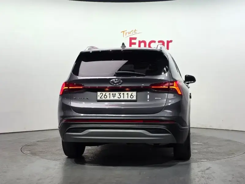 2022 Hyundai Santa Fe с пробегом 56 940 км