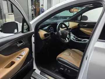 2021 Hyundai Santa Fe с пробегом 75 459 км