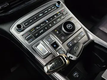 2022 Hyundai Santa Fe с пробегом 51 559 км