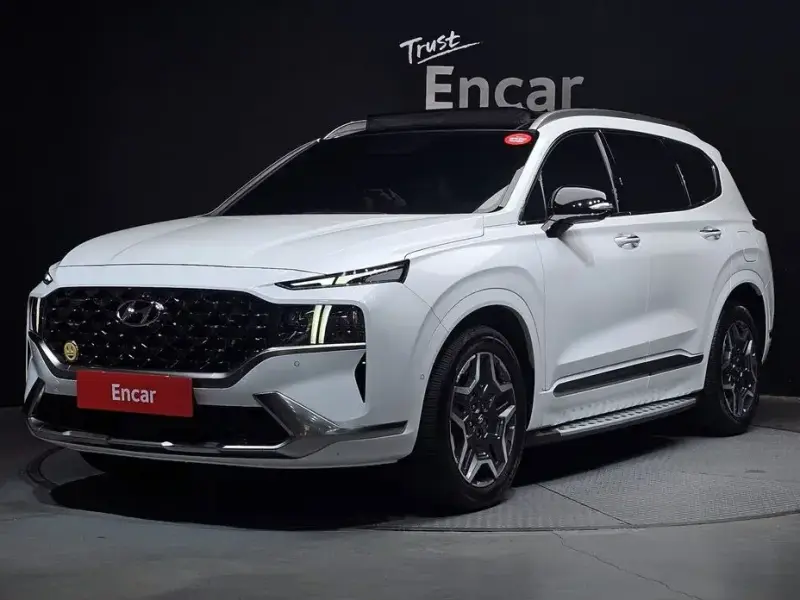2023 Hyundai Santa Fe с пробегом 55 018 км