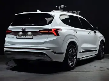 2023 Hyundai Santa Fe с пробегом 55 018 км