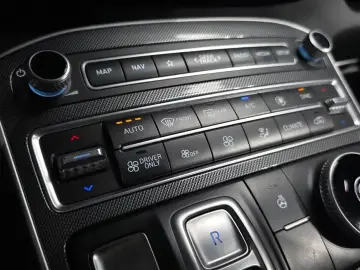2022 Hyundai Santa Fe с пробегом 105 796 км