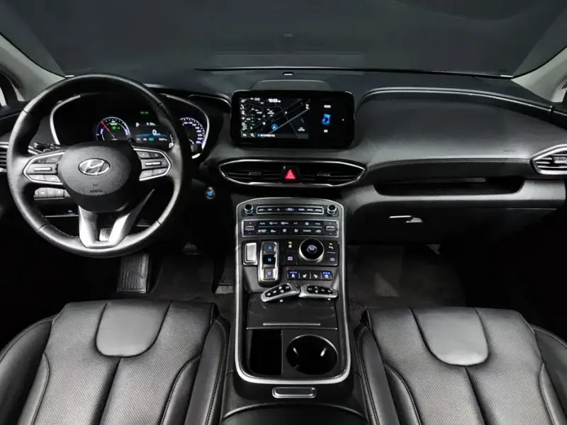 2023 Hyundai Santa Fe с пробегом 75 371 км